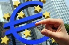 歐債危機推動油價繼續下跌