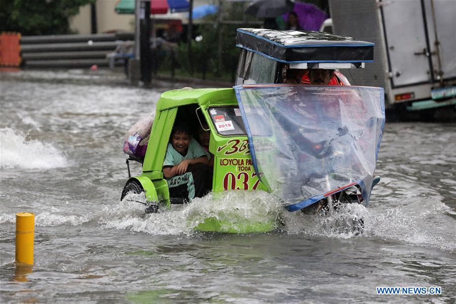 PHILIPPINES-QUEZON CITY-HEAVY RAIN-FLOOD