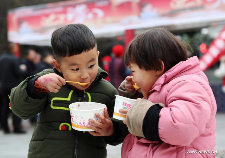 #CHINA-LABA FESTIVAL-PORRIDGE-CHILDREN (CN)