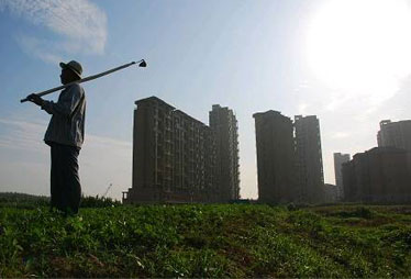 國(guó)土部:完善集體土地產(chǎn)權(quán)權(quán)能