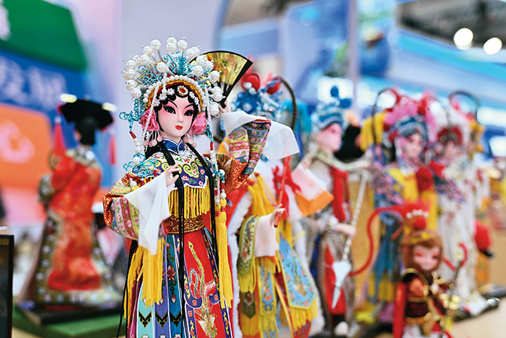 “中國質(zhì)造”：“娃衣”駛向全球消費新藍(lán)海