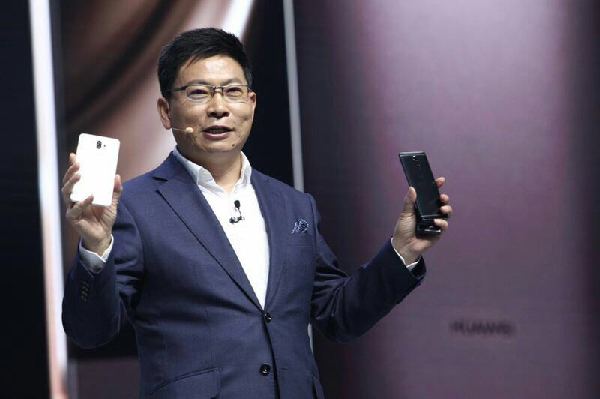 華為發(fā)布Mate9系列新品:進(jìn)一步卡位高端市場(chǎng)