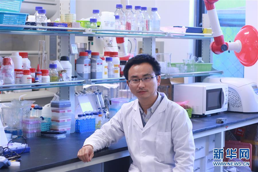 (新時代奮斗者·圖文互動)(2)“美麗發(fā)現(xiàn)”之路——記青年化學(xué)家戈鈞