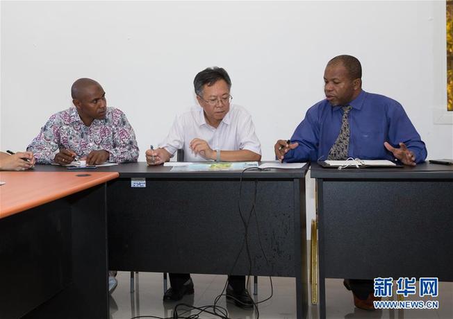 (新華全媒頭條·世界防治瘧疾日·圖文互動)(1)“月亮之國”的驅魔人——記非洲抗瘧戰場上的廣東團隊