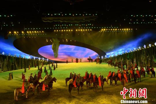 《蒙古馬》氣勢(shì)恢宏120匹蒙古駿馬擔(dān)綱&ldquo;主角&rdquo;