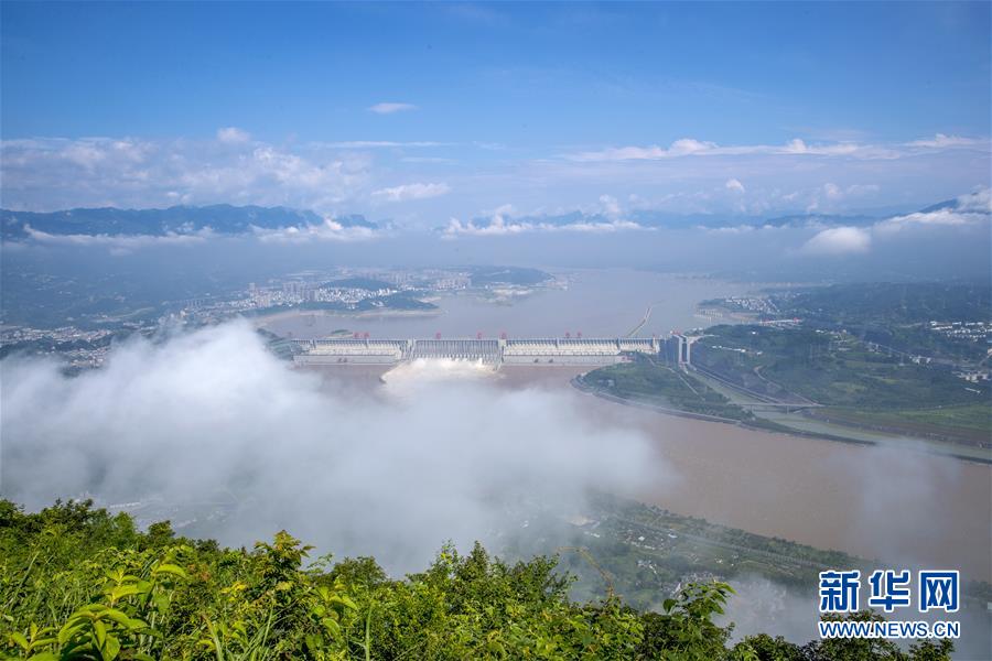 (百城百縣百企調(diào)研行·圖文互動(dòng))(2)建設(shè)長江綠色走廊再譜新章——長江三峽集團(tuán)發(fā)展紀(jì)實(shí)