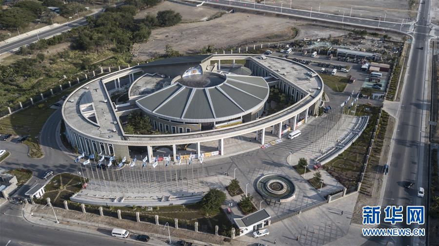 （新華全媒頭條·圖文互動）（3）特稿：深化周邊友好　共促亞太繁榮——寫在習(xí)近平主席出席亞太經(jīng)合組織第二十六次領(lǐng)導(dǎo)人非正式會議，對巴布亞新幾內(nèi)亞、文萊和菲律賓進(jìn)行國事訪問并在巴新同建交太平洋島國領(lǐng)導(dǎo)人會晤之際