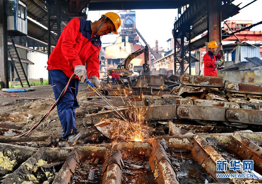 （新華全媒頭條&middot;迎接兩會特別報道&middot;圖文互動）（5）會當水擊三千里&mdash;&mdash;全國兩會前夕看中國信心