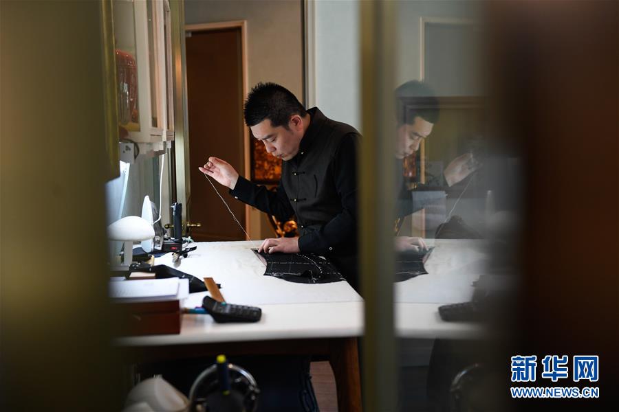 （壯麗70年&middot;奮斗新時代&middot;圖文互動）（6）&ldquo;用心的作品是有靈魂的&rdquo;&mdash;&mdash;從&ldquo;紅幫裁縫&rdquo;到服裝名城