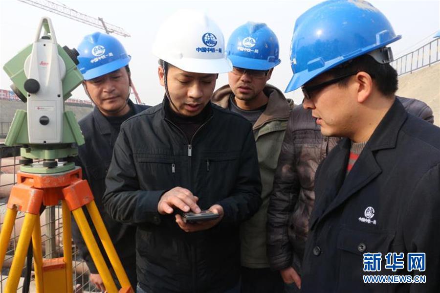 （新華全媒頭條&middot;圖文互動）（5）讓奮斗成為人生最亮麗的底色&mdash;&mdash;寫在2019年&ldquo;五一&rdquo;國際勞動節到來之際