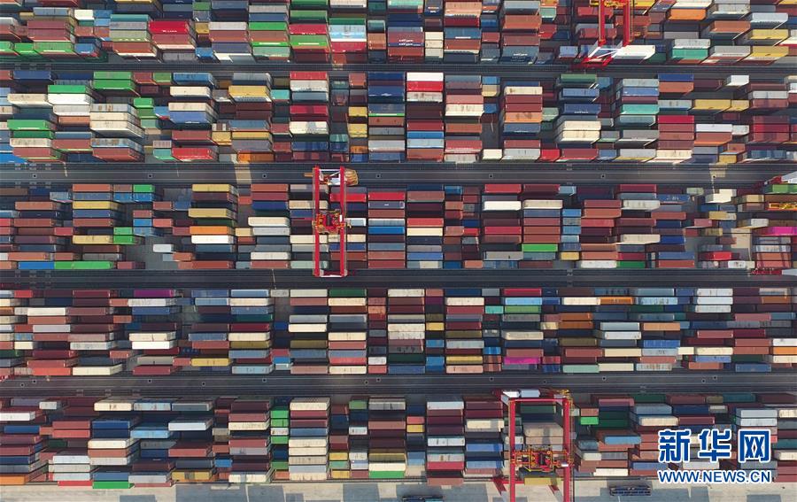 （壯麗70年&middot;奮斗新時代&mdash;&mdash;共和國發展成就巡禮&middot;圖文互動）（2）大江大河大上海&mdash;&mdash;上海70年開放創新發展巡禮