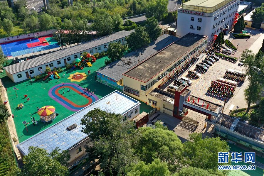 （在習(xí)近平新時代中國特色社會主義思想指引下——新時代新作為新篇章·總書記關(guān)心的百姓身邊事·圖文互動）（1）特別的愛，給特別的你——特殊教育的別樣風(fēng)景