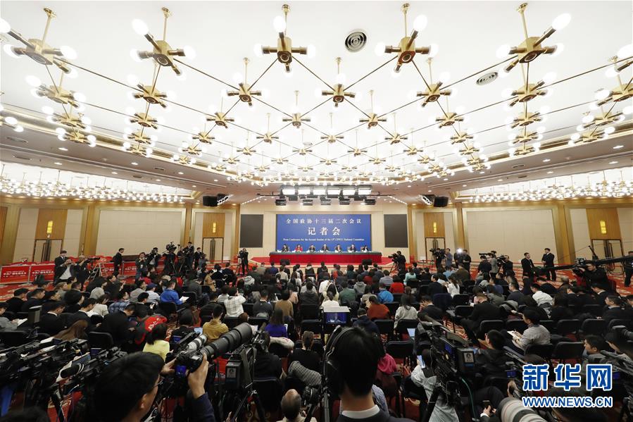 （兩會&middot;XHDW）（9）政協委員談優化營商環境、促進民營經濟高質量發展