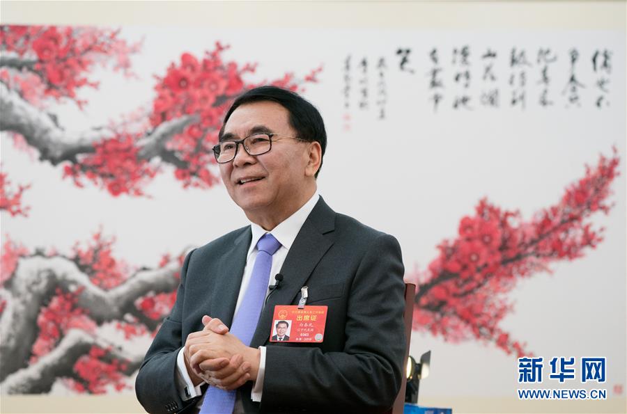 （兩會(huì)·圖文互動(dòng)）（1）全國人大代表、中科院院長白春禮：打破關(guān)鍵核心技術(shù)“瓶頸”