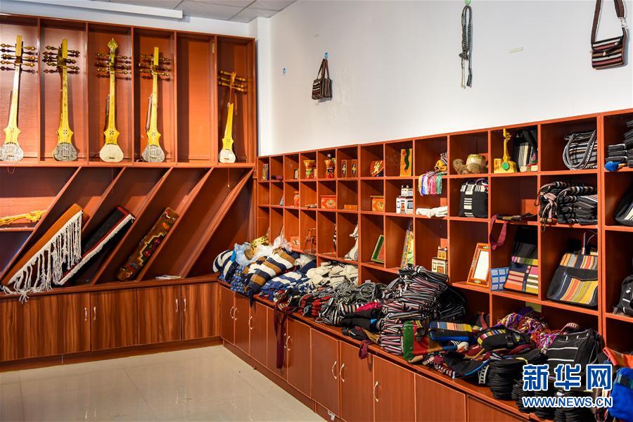 （新春走基層&middot;圖文互動）（3）一個海拔4800米山村的&ldquo;新生&rdquo;