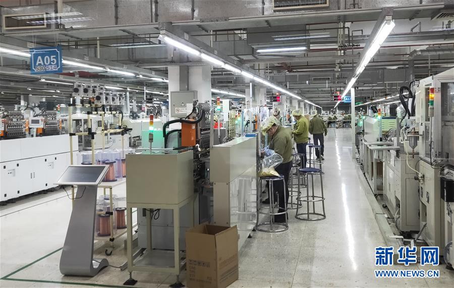 （來自經濟前沿的故事&middot;企業復工復產&middot;圖文互動）（1）看1500多名工人是如何復工的？&mdash;&mdash;湖南郴州一家企業復工目擊記 