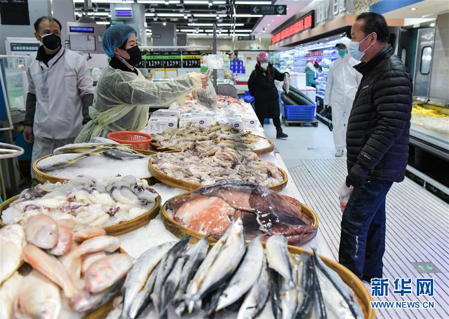 （在習近平新時代中國特色社會主義思想指引下&mdash;&mdash;新時代新作為新篇章&middot;習近平總書記關切事&middot;圖文互動）（7）&ldquo;菜籃子&rdquo;里的力量&mdash;&mdash;全國各地努力做好保障和改善民生工作在行動