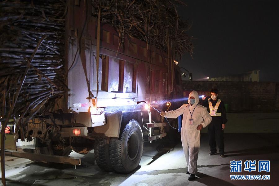 （圖文互動）（7）“早一天復(fù)工，損失就少一點”——廣西以精準(zhǔn)防控推動復(fù)工復(fù)產(chǎn)一線見聞