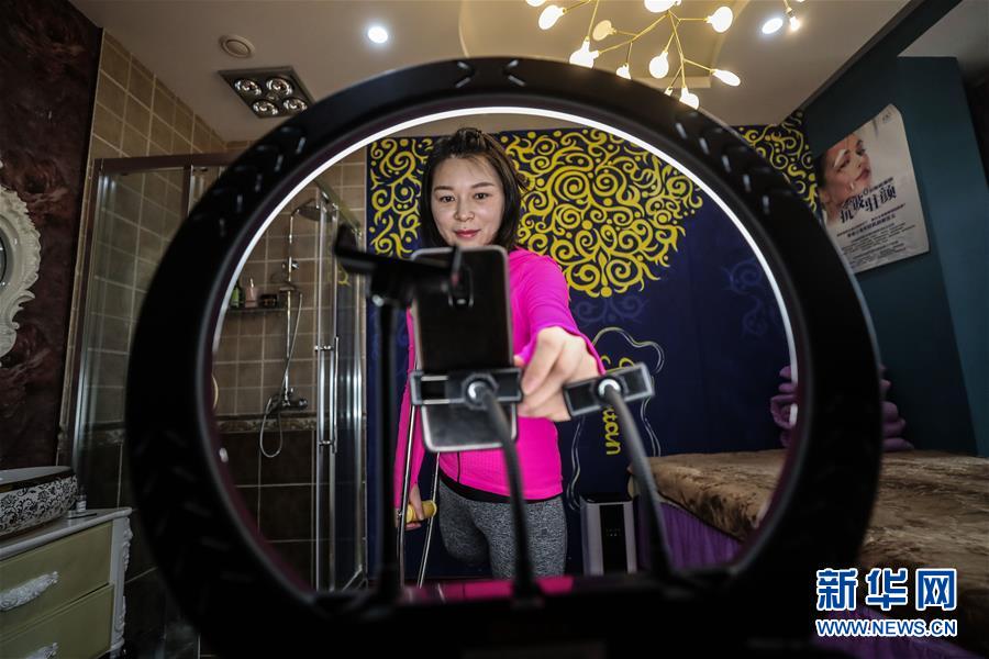 （在習(xí)近平新時代中國特色社會主義思想指引下&mdash;&mdash;新時代新作為新篇章&middot;習(xí)近平總書記關(guān)切事&middot;圖文互動）（1）打開生活的正確方式：更衛(wèi)生、更健康！