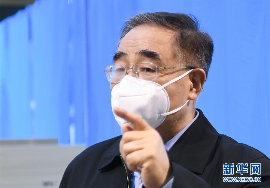 （聚焦疫情防控·圖文互動）（7）分秒必爭！一切為了治病救人——中國抗疫生命至上的生動實踐