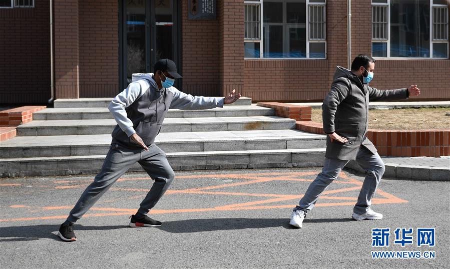 (抗疫中的真善美·圖文互動)(1)特殊的假期——一位非洲留學生班長在中國的抗疫經歷