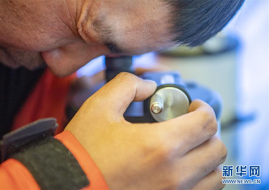 （2020珠峰高程測(cè)量&middot;圖文互動(dòng)）（3）珠峰&ldquo;身高&rdquo;從黃海測(cè)？&mdash;&mdash;專(zhuān)家解讀珠峰測(cè)高原理