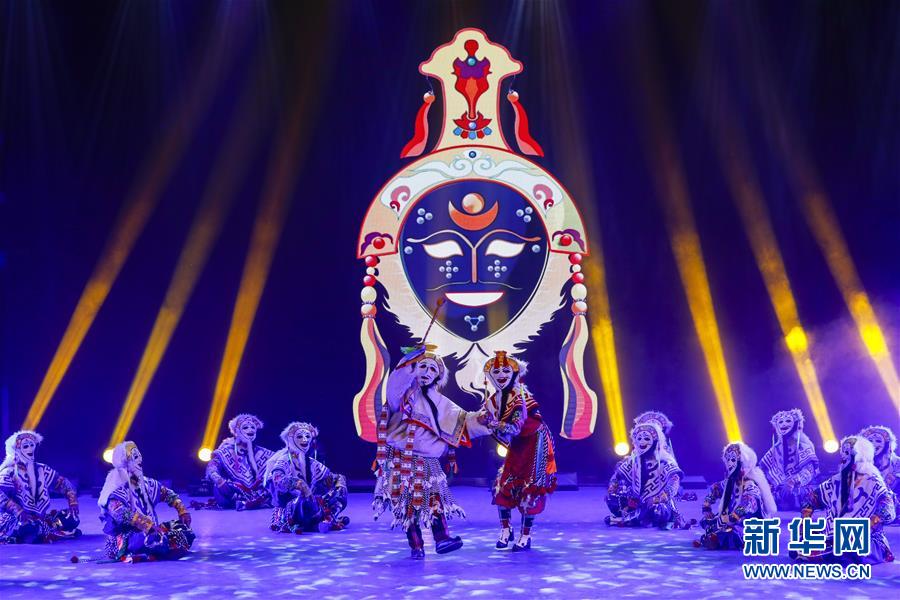 （圖文互動）（7）雪山草地展新貌&mdash;&mdash;四川阿壩州脫貧奔小康紀(jì)實