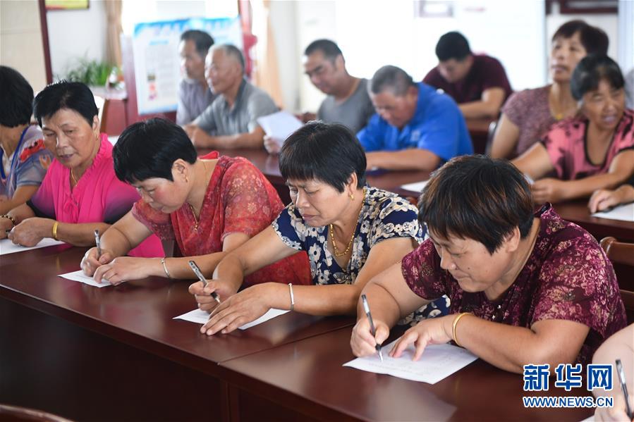 （新時代文明實踐&middot;圖文互動）（9）文明春風入萬家&mdash;&mdash;新時代文明實踐中心助推黨的創新理論在基層落地生根