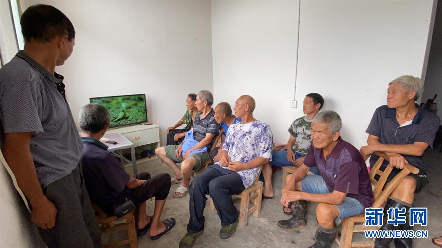 （防汛抗洪&middot;圖文互動(dòng)）（3）山洪襲來前，澧水河畔大轉(zhuǎn)移