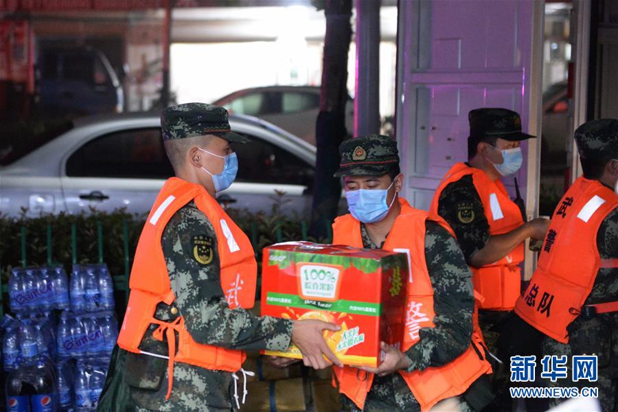 （新華全媒頭條&middot;圖文互動）（12）百萬群眾大轉移&mdash;&mdash;抗洪搶險救援直擊