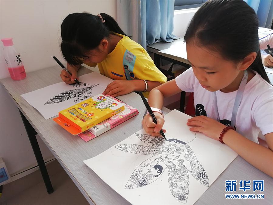 （特別的暑期生活·圖文互動）（1）她們的愿望，在這個假期實現——廣西隆安易地扶貧搬遷安置區暑期見聞