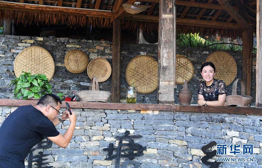 (決戰決勝脫貧攻堅·圖文互動)(7)“三峽第一村”脫貧記