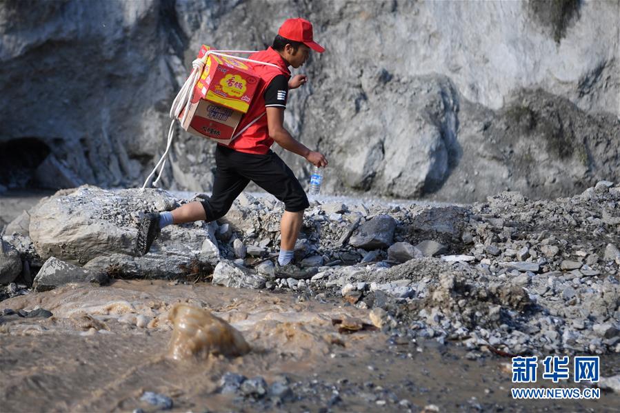 （防汛抗洪&middot;圖文互動）（5）七夕前夜，為莫諾村架起&ldquo;生命之橋&rdquo;