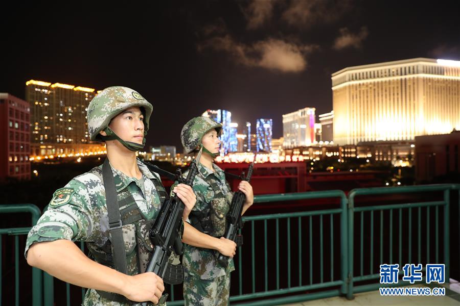 (在習近平強軍思想指引下·我們在戰位報告·圖文互動)(1)駐澳門部隊:濠江之畔,最可愛的人