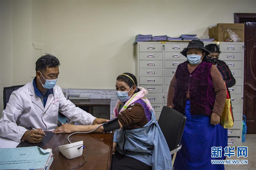 （新華全媒頭條&middot;走向我們的小康生活&middot;圖文互動）（6）扎西德勒，我們的新家園&mdash;&mdash;西藏易地扶貧搬遷搬出幸福美好新生活