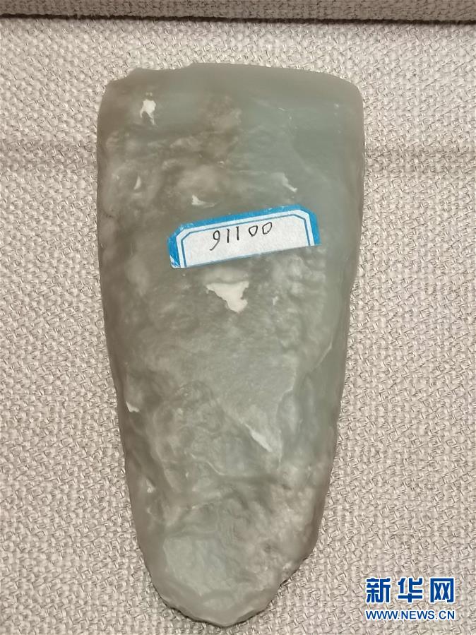 （文化視點&middot;聽文物講故事&middot;圖文互動）（2）豪橫！古人扛著玉斧在羅布泊打獵