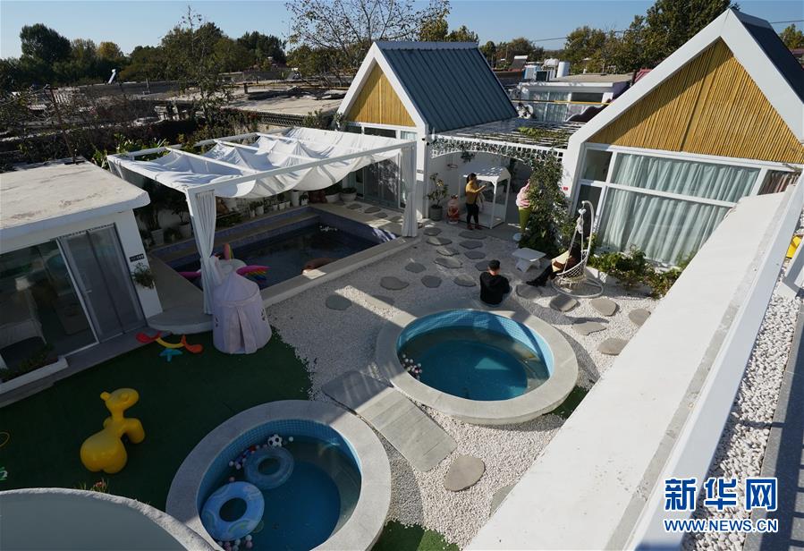 （全面建成小康社會(huì)&ldquo;百城千縣萬(wàn)村調(diào)研行&rdquo;&middot;圖文互動(dòng)）（2）北戴河村：藝術(shù)院落&ldquo;點(diǎn)亮&rdquo;鄉(xiāng)村致富路