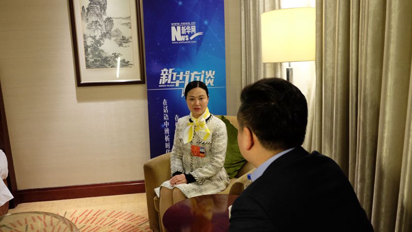 全國(guó)人大代表何敏：扶貧要&ldquo;引進(jìn)來&rdquo;和&ldquo;走出去&rdquo;并舉