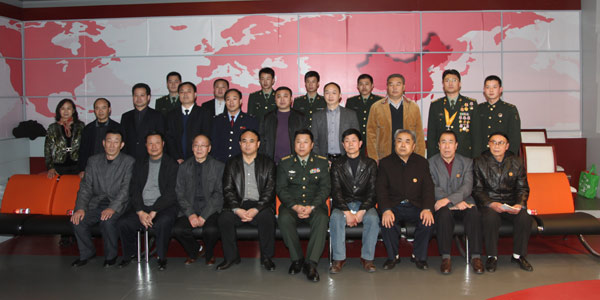 24任&ldquo;雷鋒班&rdquo;班長在新華網直播間