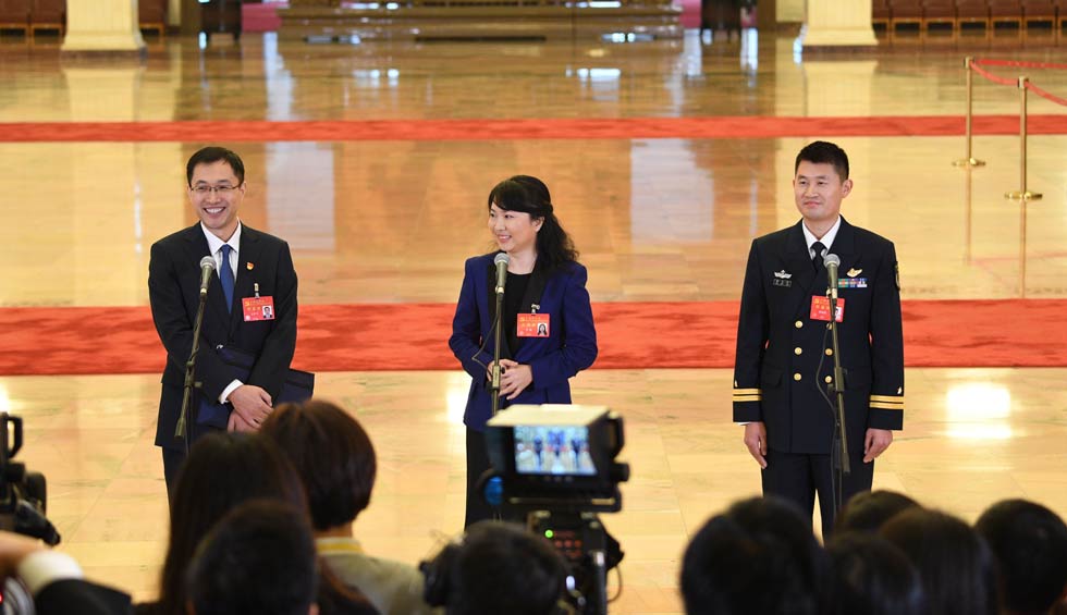 孟祥飛、李媛、曹先建接受采訪
