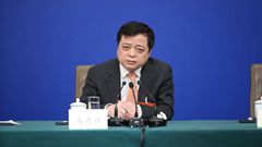 全國政協常委、全國工商聯副主席、正泰集團董事長 南存輝