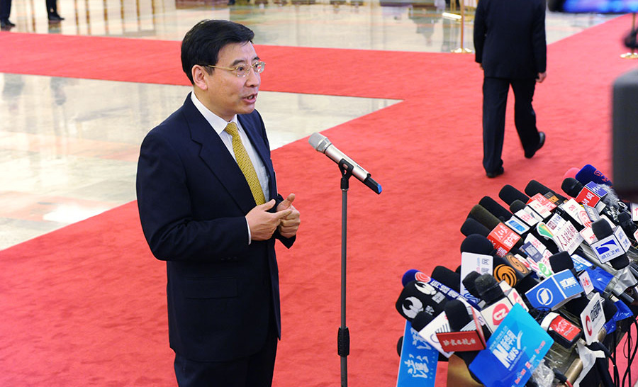 工業和信息化部部長苗圩接受采訪