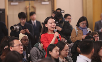 第一財經記者提問