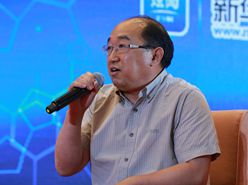 劉勇在“醫養結合”對話環節發言