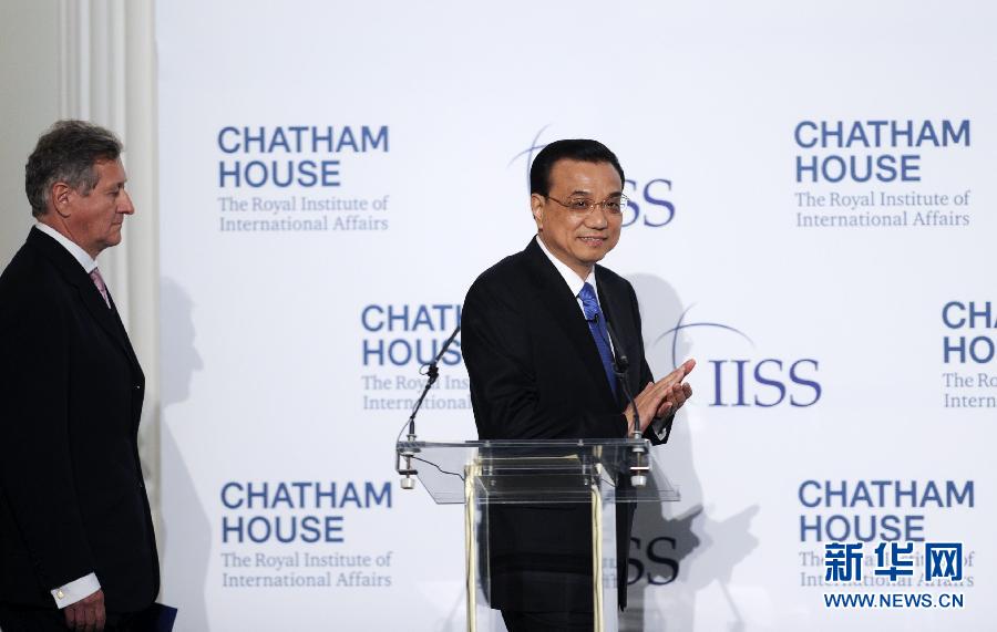 6月18日，國務院總理李克強在倫敦金融城市長官邸面向英國皇家國際問題研究所和國際戰略研究所兩大智庫發表題為《共建包容發展的美好世界》的演講。新華社記者 張鐸 攝