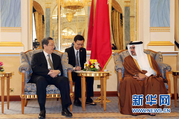 11月6日，正在巴林進行正式友好訪問的全國政協主席俞正聲在麥納麥會見巴林王儲薩勒曼。 新華社記者劉衛兵攝