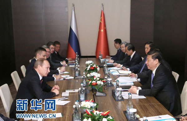 11月15日,國家主席習近平在土耳其安塔利亞會見俄羅斯總統普京。 新華社記者馬占成攝 11月15日,國家主席習近平在土耳其安塔利亞會見俄羅斯總統普京。 新華社記者馬占成攝