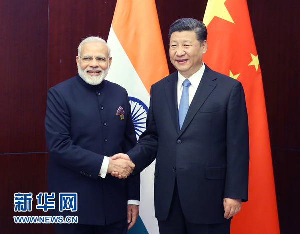 6月9日，國(guó)家主席習(xí)近平在阿斯塔納會(huì)見印度總理莫迪。 新華社記者姚大偉 攝