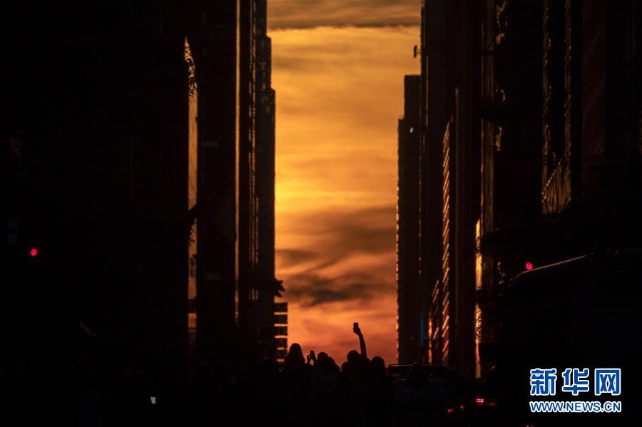 (國(guó)際·一周看天下)日落時(shí)分