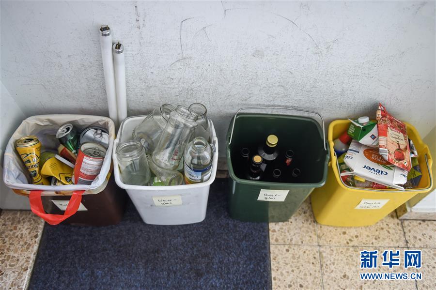 （國(guó)際）（18）在國(guó)外，垃圾如何分類(lèi)